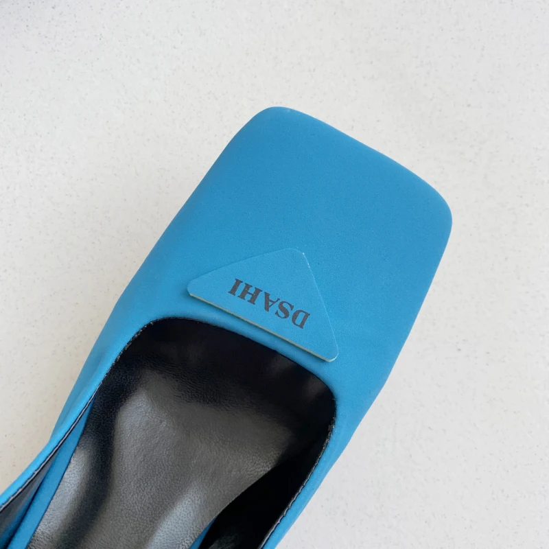 

2021 Fashion Summer Women's Shoes Square Toe Wine Glass Heel Backspace Button Buckle Baotou Single Shoes Mid Heel Ladies Sandals