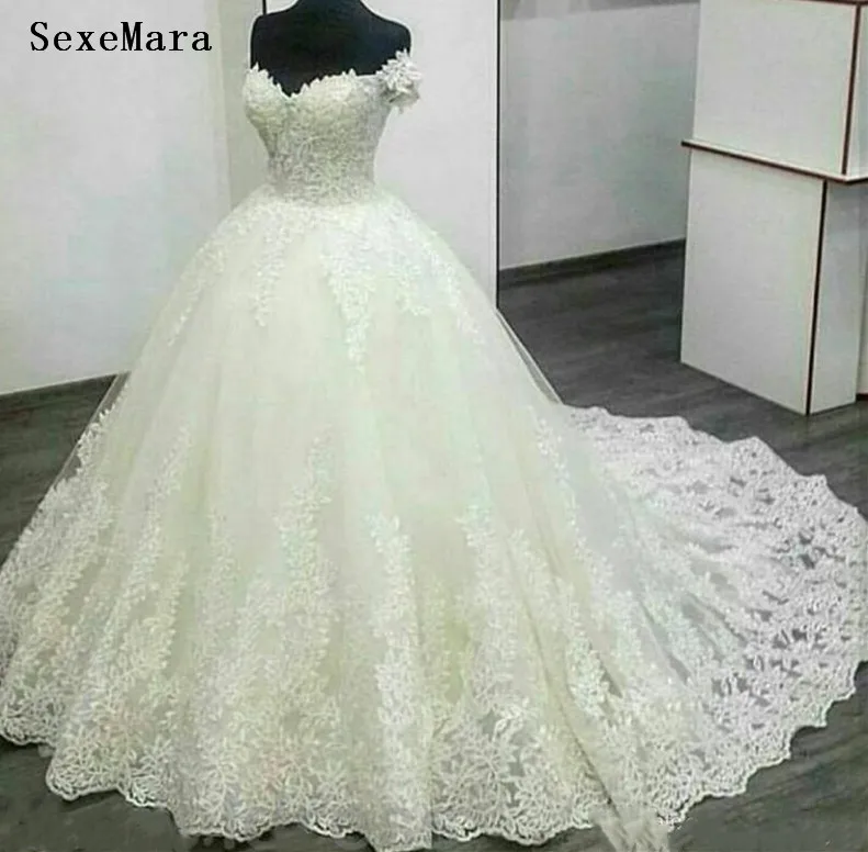 

New Charming Wedding Dresses Off Shoulder Lace Appliques Bridal Gowns Arabic vestido de novia Plus Size