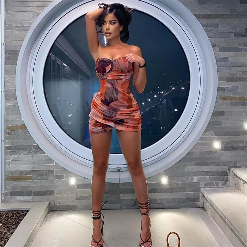 

Женское облегающее платье hirigin, летнее асимметричное платье с цветным принтом, открытыми плечами и рюшами