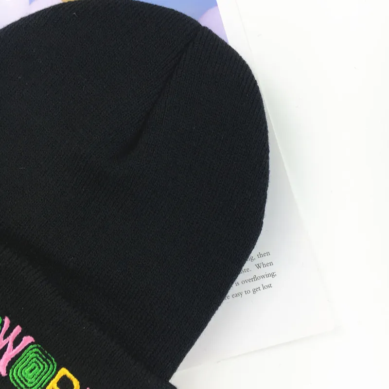 

QAutumn Winter Unisex Color Letters Embroidery Keep Warm Fashion Headgear Black Knitted Hat Korean Style Fashion Lady Beanies