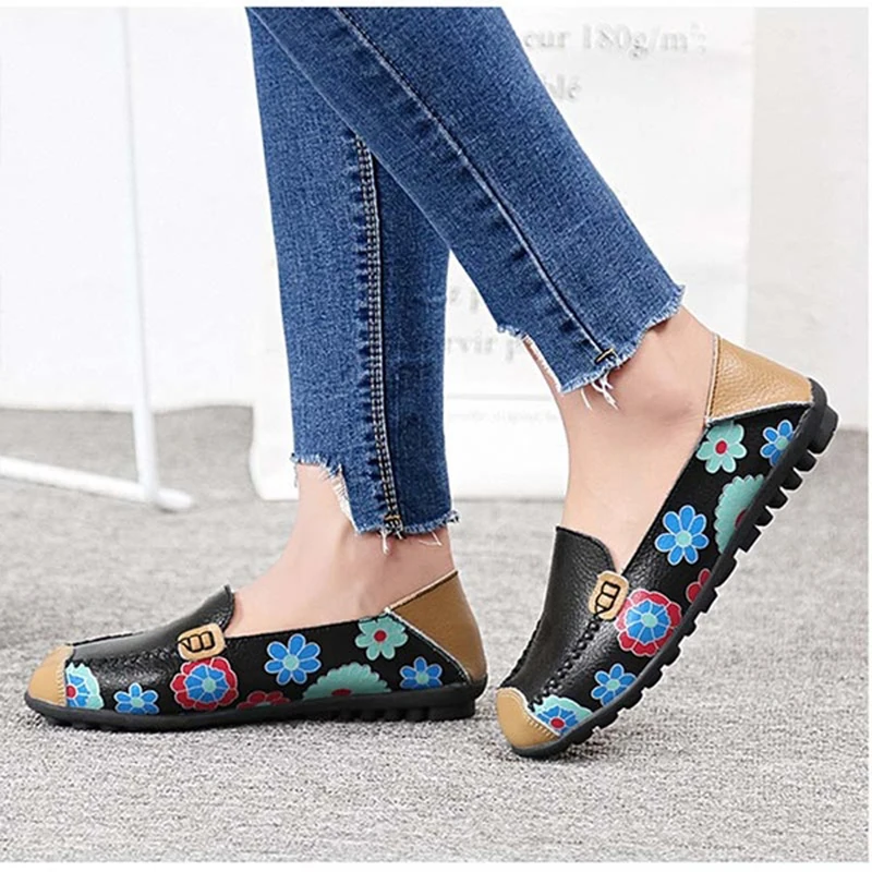 

Women Leather Boat Shoes Comfortable Casual Soft Flat Ventilation Fashion Printing Flat Slip On Shoes Loafers 2023