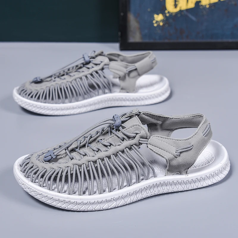 

Men's Fashion Sandals Summer Hand Made Hollow Cool Slippers Classic Simplicity Breathable Casual Water Walking Beach Shoes