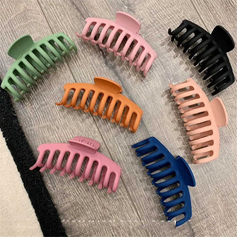 

1pcs Korean Solid Big Hair Claws Elegant Frosted Acrylic Hair Clips Hairpins Barrette Headwear for Women Girls Hair Accessories