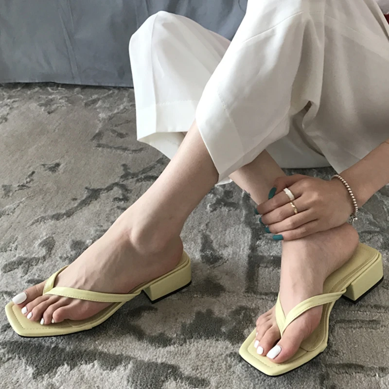 

2021 Women Slippers Summer Flip Flops Shoes Ladies Fashion Female Shoes Outside Slides Square High Heel For Woman Slipper Shoes