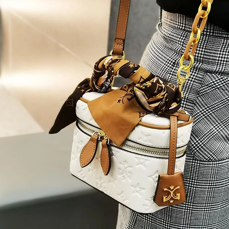 

Сумка на цепочке из 100% натуральной кожи, 2021