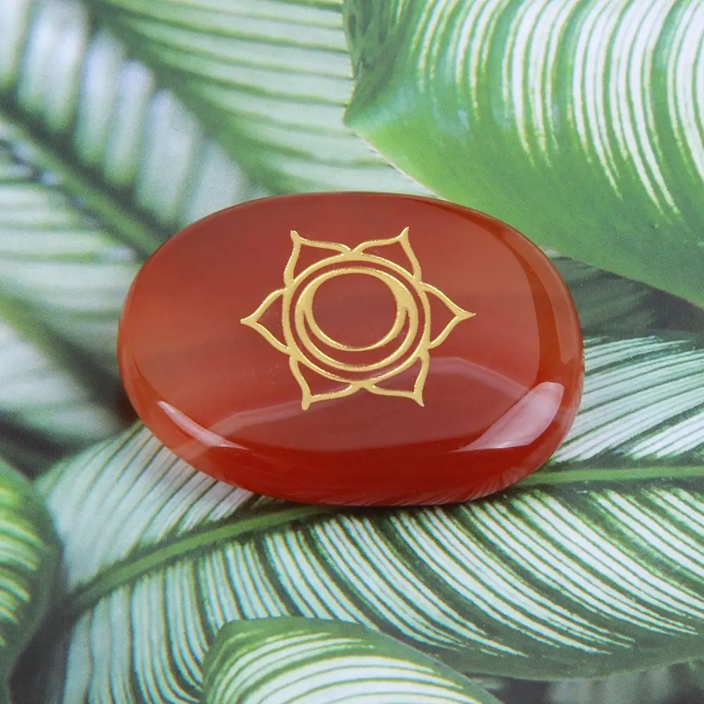 Натуральный драгоценный камень в форме пальмы кристаллический полированный