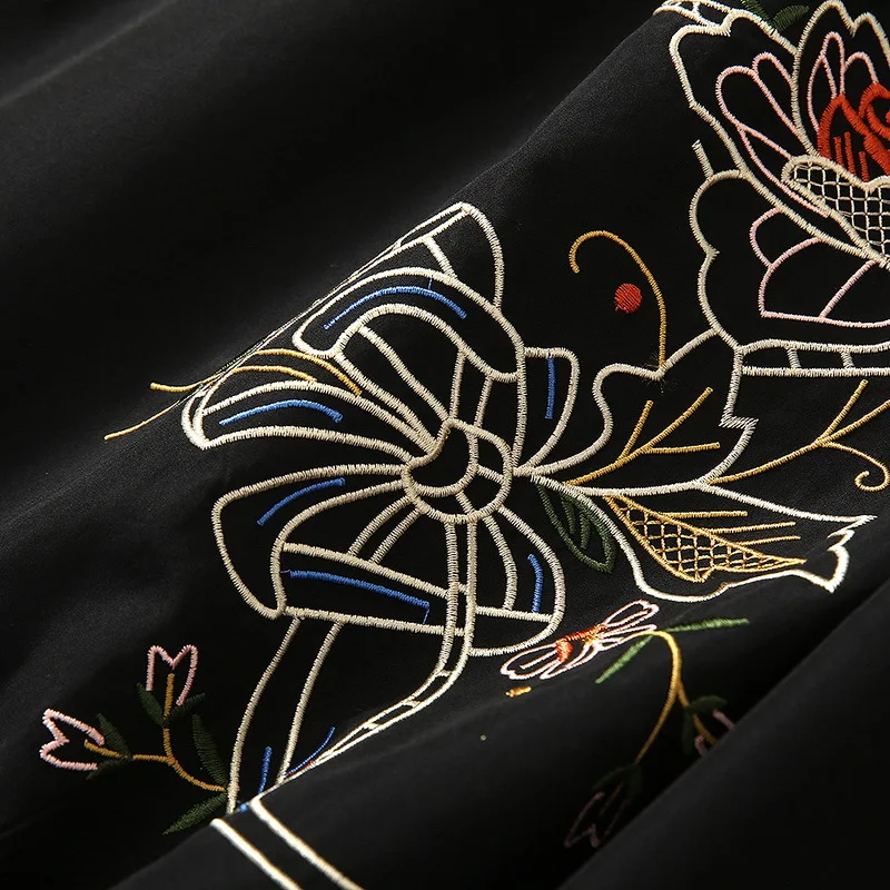 

European and American women's wear for spring 2021 Seven-point sleeve collar Flower embroidery Fashion Black Dress