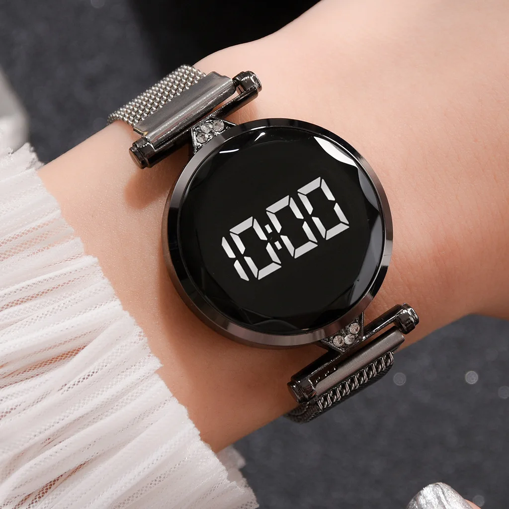 

Women's Luxury Digital Quartz Watch Niche Magnetite Alloy Mesh Belt Sports Electronic LED Men's and Women's Universal Watches