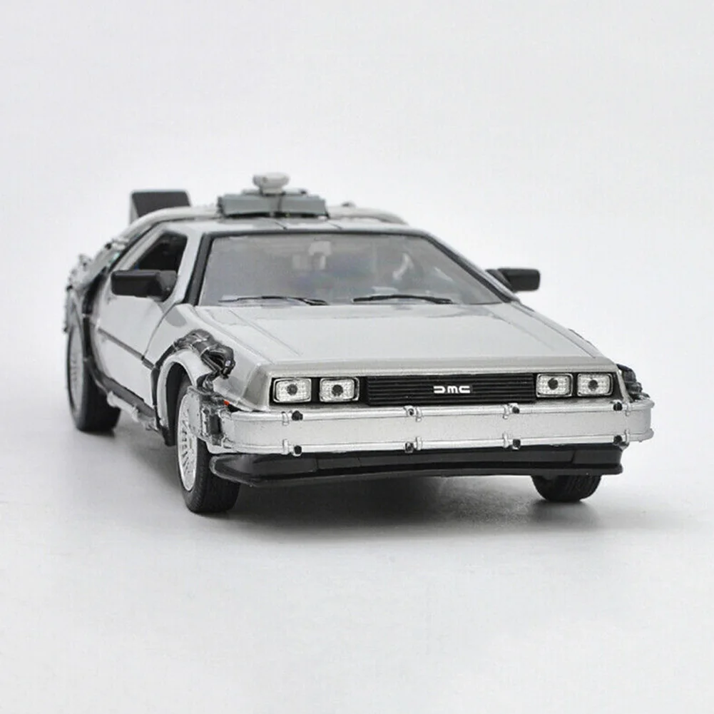 

1:24 Collection 4WD Gift Time Machine Zinc Aluminum Alloy Toy Vehicles Light Up Home Decor Diecast Model Car Kids Adults Mini