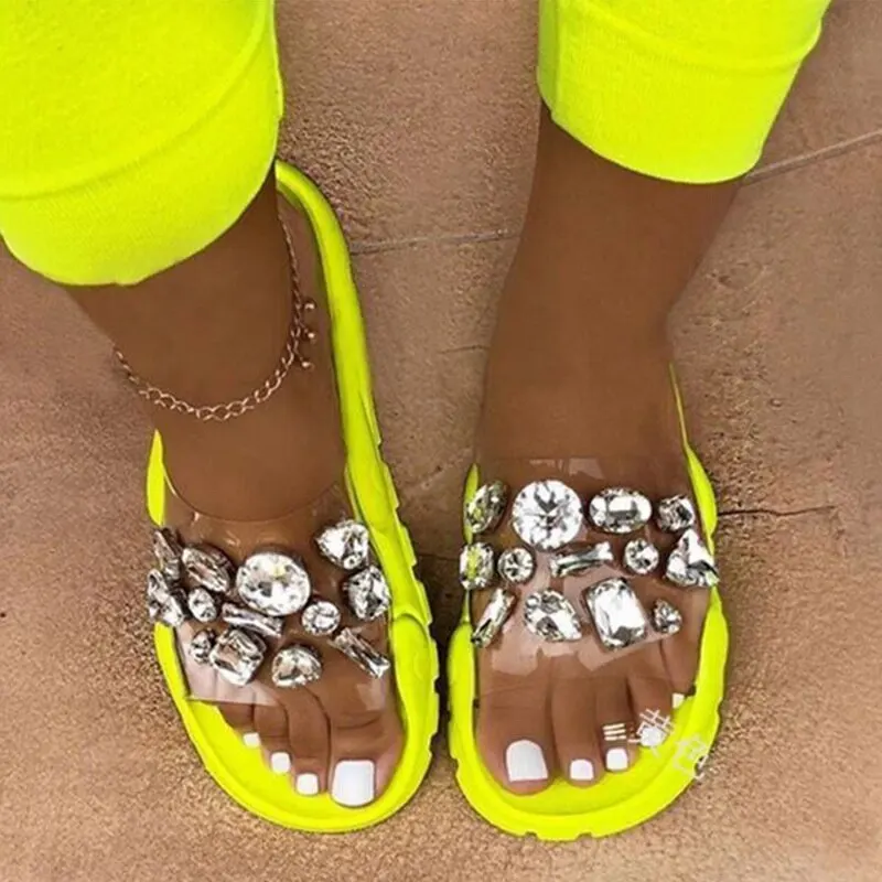 

Roman Style Transparent Big Rhinestones Soft Bottom Solid Color Outdoor Women Slippers 2021 Summer New Plus Size Beach Slippers