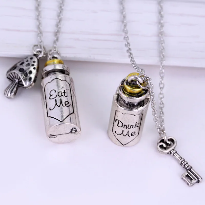

Hot style Alice Wonderland Necklace Eat Me Drank Me Charm Pendant Alloy Bottle Pendant Necklace