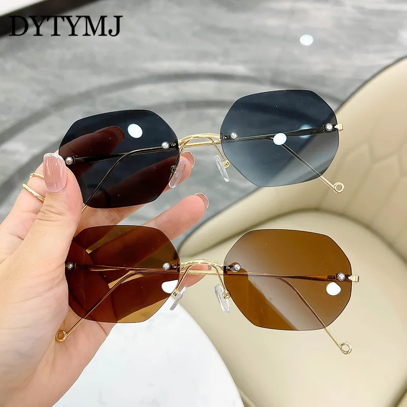 

Высококачественные солнцезащитные очки без оправы dyymj для женщин 2022, роскошные брендовые солнцезащитные очки, женские маленькие очки в опр...