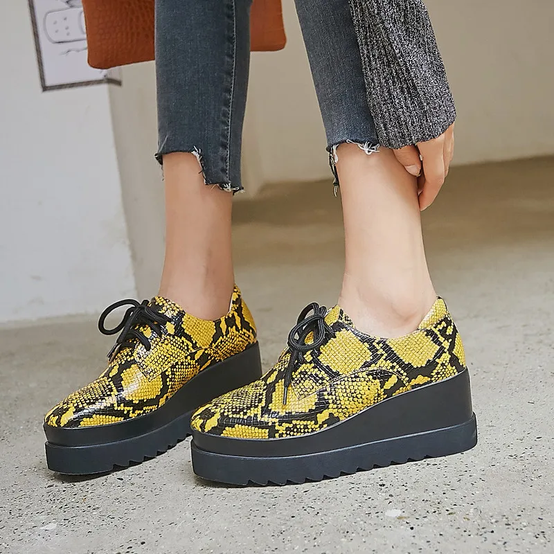 

ASUMER 2022 hot sale 7cm wedges platform shoes women genuine leather casual shoes snake popular punk lace up women pumps