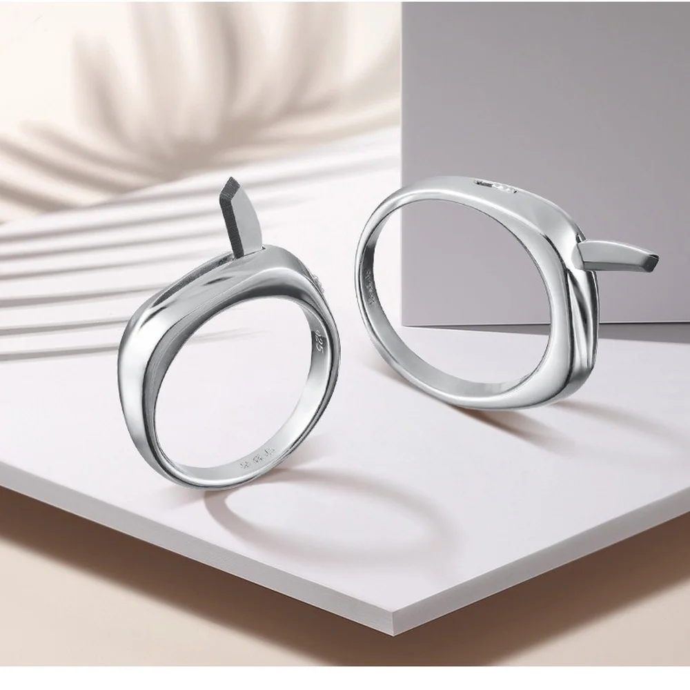 

Stainless Steel Ring Multi-color Multi-function Ring Ladies Outdoor Self-defense Safety Accessories Anti-wolf Jewelry Wholesale