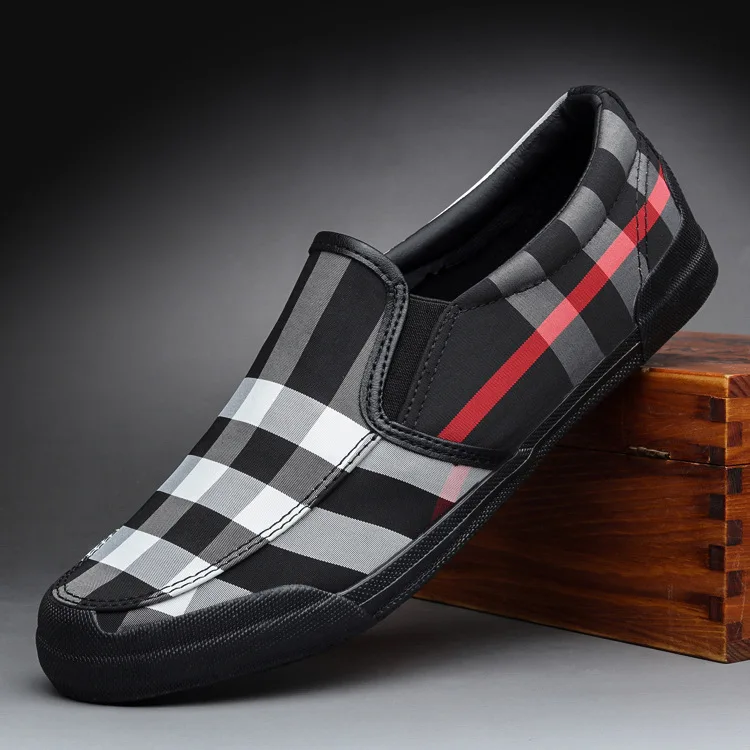 Sapatos de Lona para Homens Sapatos de Moda Sapatos de Condução 2021 para Homens Jovens Sapatos Casuais Apartamentos Marca Moda Masculina