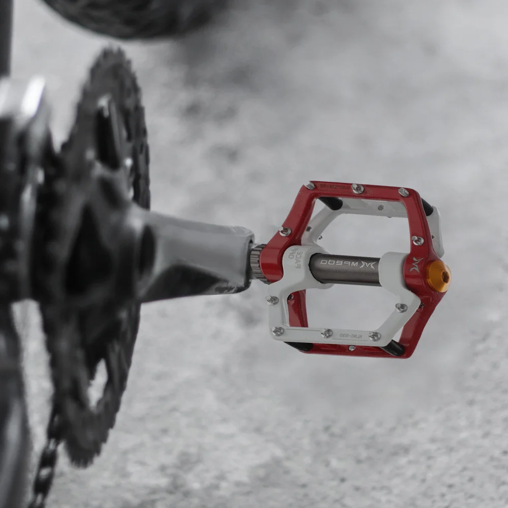 

1 Pair Wide Platform Cycling Pedal Lightweight Aluminum Alloy Flat Pedals