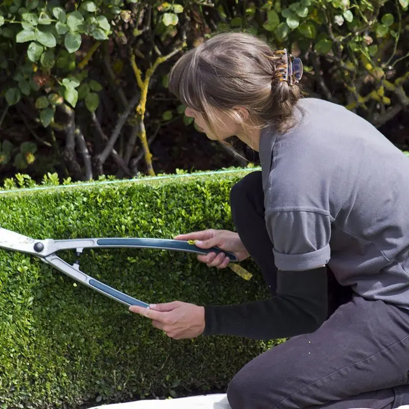 

New 1 pair Arm Protection Sleeve Anti-Cut Steel wire Gardening Butcher Glass Factory Work Safety Guard Tool