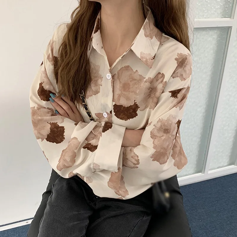 

Fashion is Loved By Young People Cartoon Temperament Retro Flowers Print Loose Joker Single Breasted Shirt Jacket Female