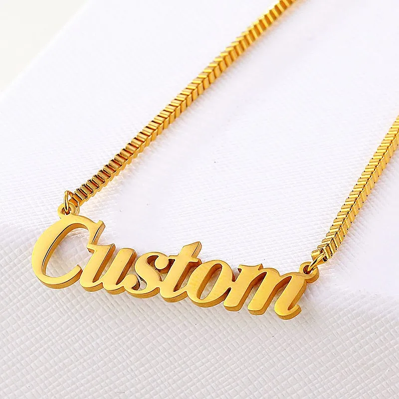 Персонализированное ожерелье подвеска с именем на заказ золотого цвета