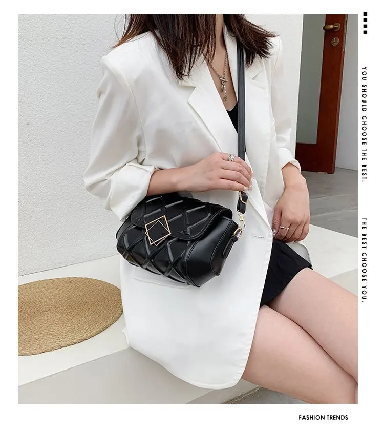 

2021 Summer Women Designer Small Square Handbags Single Shoulder Messenger Solid Color Zipper Pocket Lock Soft Crossbody Bags
