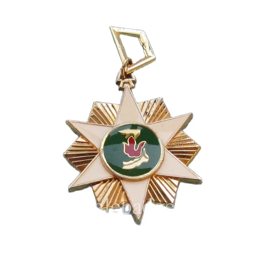 

Уникальная Изысканная Великолепная форма с золотым 3d-логотипом, цепочка для ключей