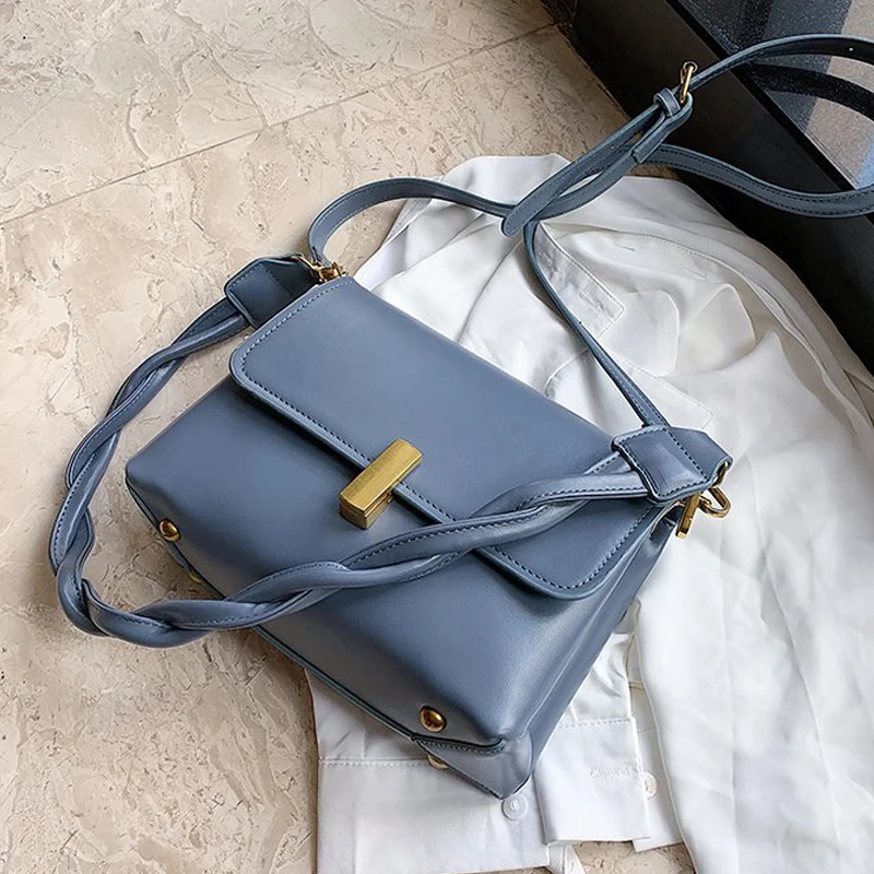 

Маленькие сумки через плечо из искусственной кожи на ремешке для женщин, 2020, модные однотонные простые маленькие дорожные сумки через плечо