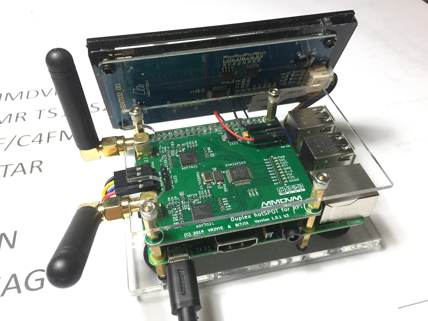 Verkauf Duplex MMDVM UHF VHF UV Hotspot Für P25 DMR YSF DSTAR NXDN + Raspberry Pi 3B + Acryl Fall + 3.2/4,3 Zoll Nextion LCD