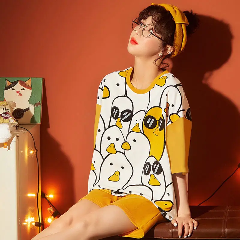 

Summer 2021 Women Pajamas Set Round Neck Cartoon Short Sleeved T-Shirt Shorts Sleepwear Cute Pijamas Women Sleepwear Home Suits