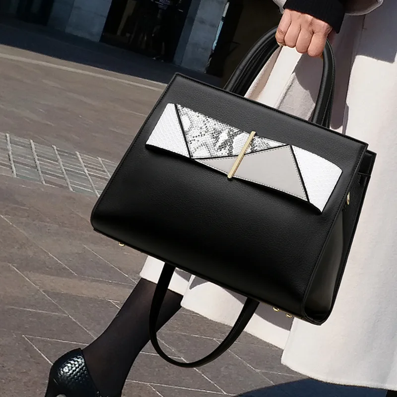 

100% Genuine Leather Handbags 2021 New Portable Large-capacity Messenger Shoulder Bag Purses and Handbags Luxury Designer Cc Gg