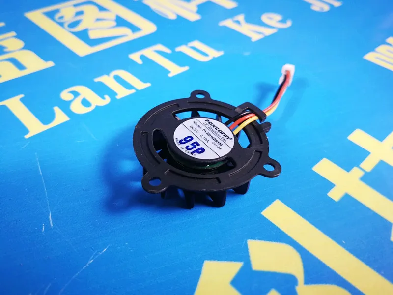 Новый USB мини-вентилятор для охлаждения ноутбука foxconn PVB036B05M 3008 от 3 см до 5 В |