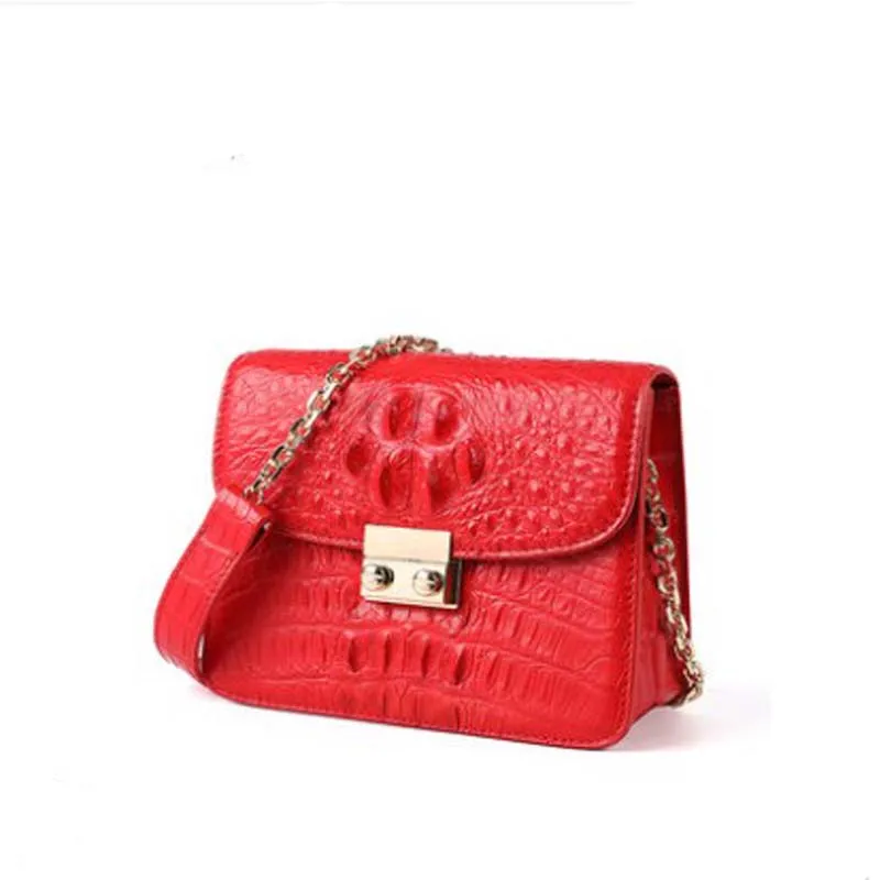 Рисунок 2 - Женская сумка из крокодиловой кожи