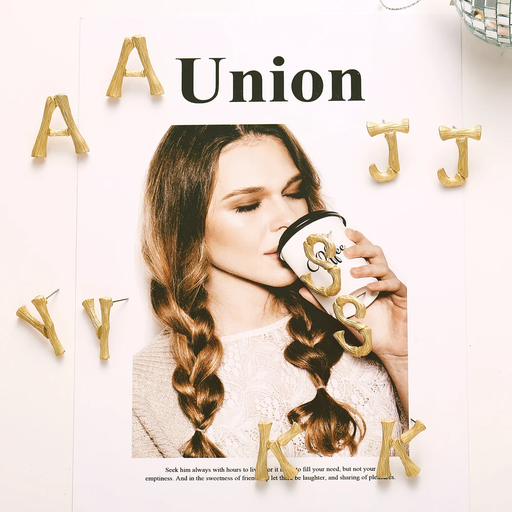 Женские серьги с надписью 17KM гвоздики 2019|Серьги-гвоздики| |