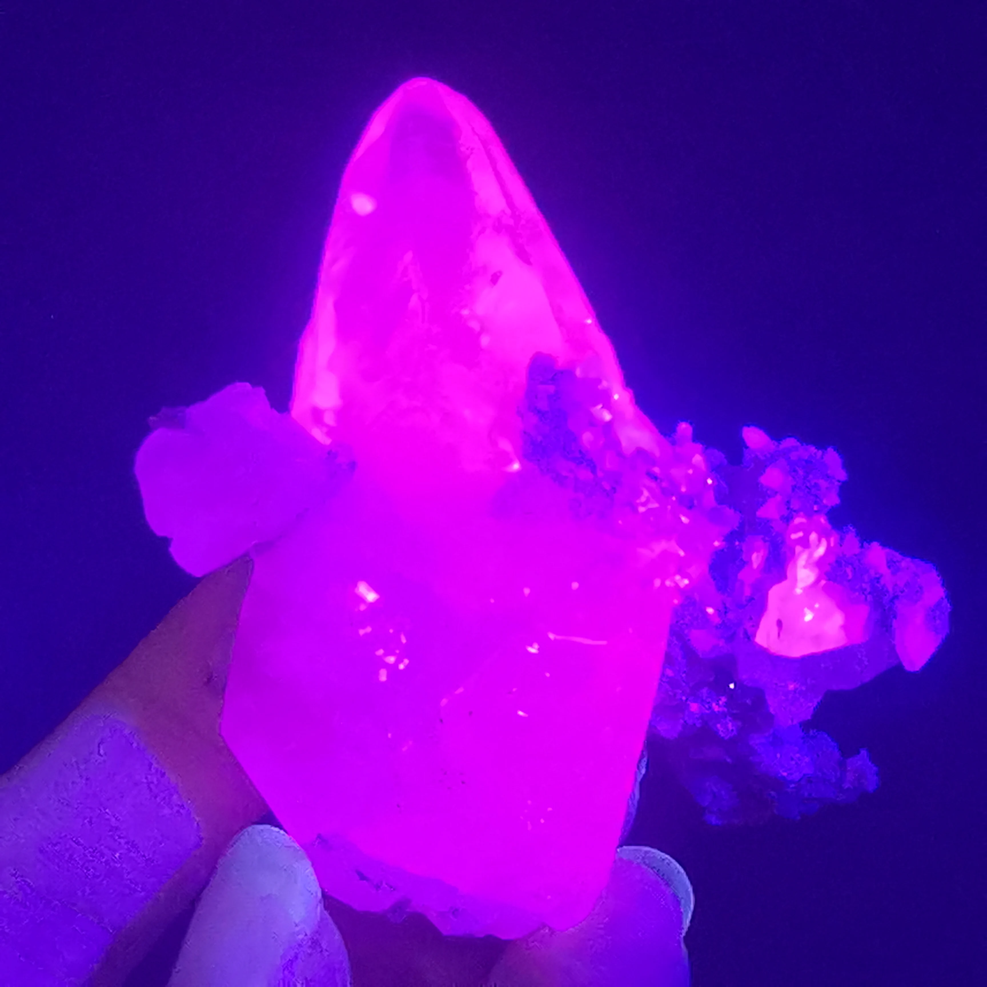 

59.5gRare natural calcite crystal cluster quartz symbiosis repair energy home decoration mineral teaching specimen appreciation