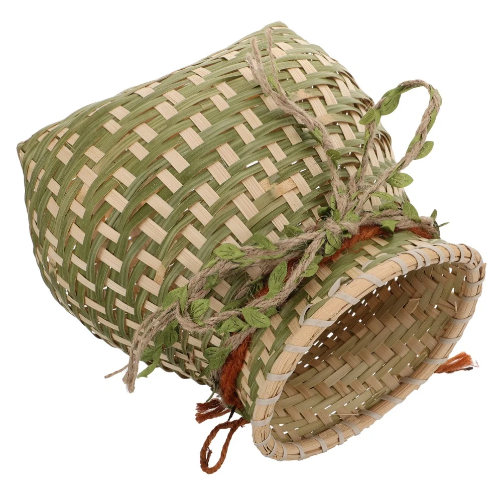 

1Pc Small Fish Basket Bamboo Hand-woven Basket Packing Basket for Home Balcony