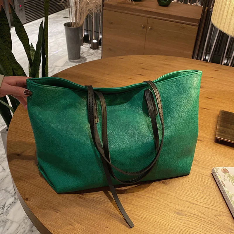 

High Capacity Luxury Totes Soft PU Leather Shoulder Bag for Women 2021 Trending Brand Handbag Fashion Travel Simple Shopping Bag