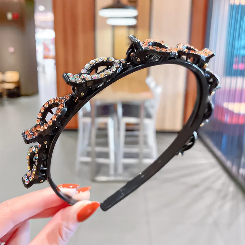 

Ruoshui Woman Crystal Double Band Hairband with Clips Hairstyle Headband Women Pearl Hair Accessorires Bezel Ladies Headwear