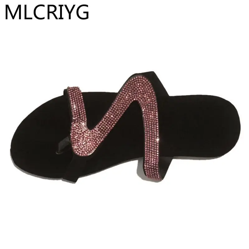 

2021 Summer New Women Flat Heel Slippers Outer Wear Beach Walking Comfortable Women Slippers Fashion Sexy Rhinestone Shoes Woman