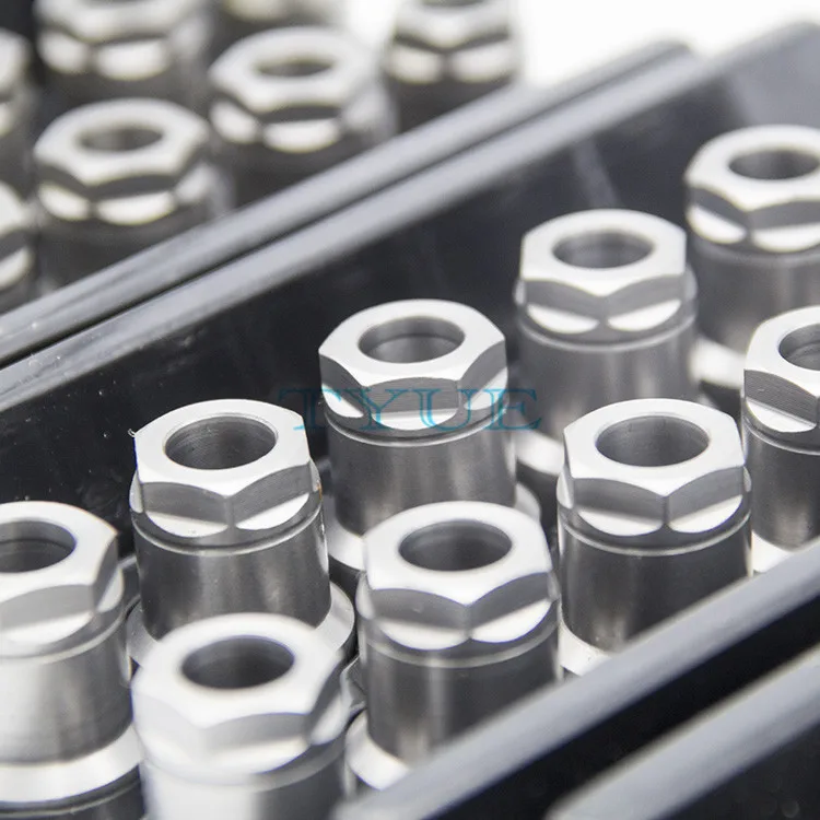 

Common Rail 320D Nut for Injector 326-4700