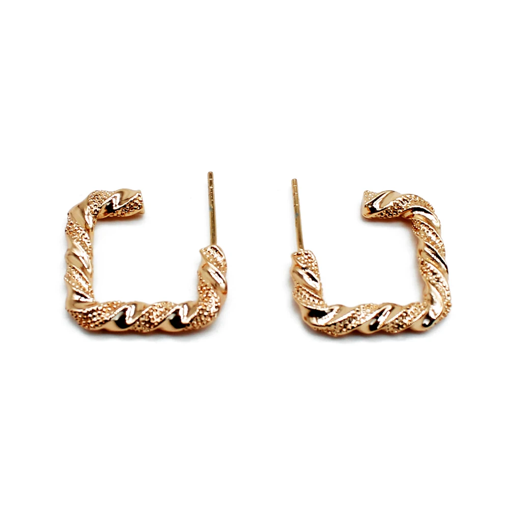 

Beauty Distortion Interweave Twist Metal Geometric Hoop Earrings Ear Studs for Women Accessories Retro Party Jewelry