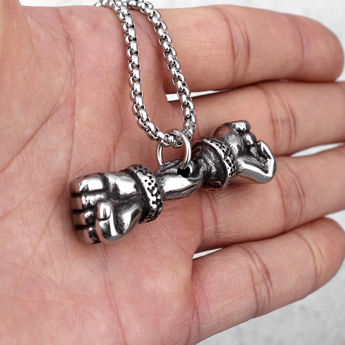 Fist Fitness Bodybuilding Long Men Necklaces Pendants Chain for Boyfriend Male Stainless Steel Jewelry Creativity Gift Wholesale | Украшения