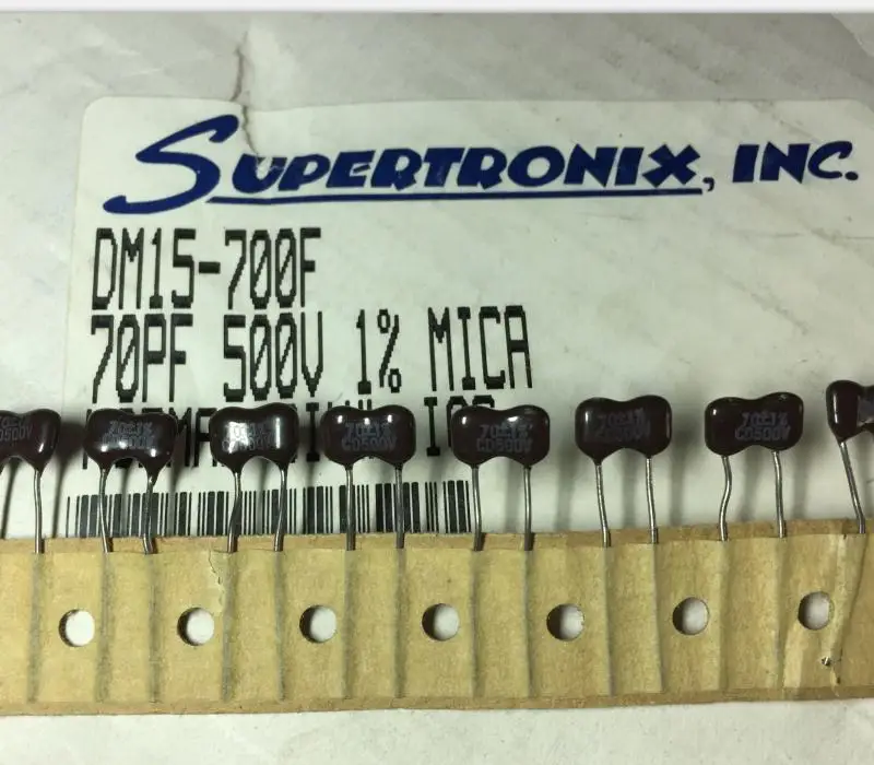 100% новый и оригинальный 10 шт. CDE DM15 700F 70PF 500V 1% лихорадка серебро слюда постоянной