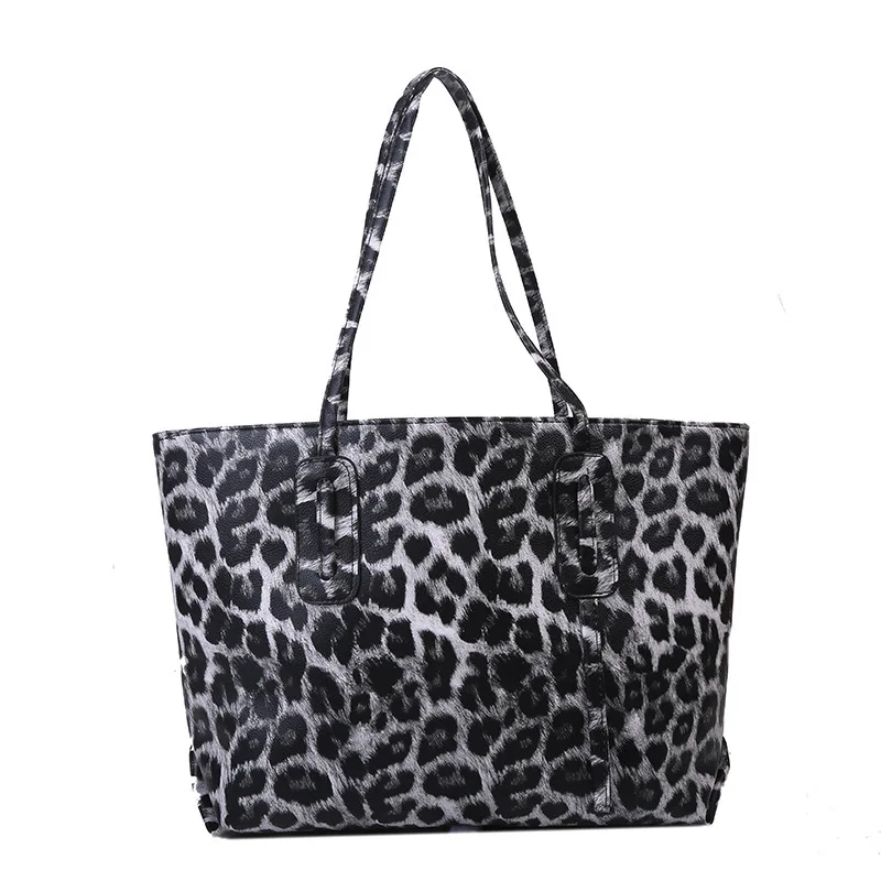 

Women's Joker Large-capacity Shoulder Trend New Fashion Leopard-print Portable Tote Bag Hanbag