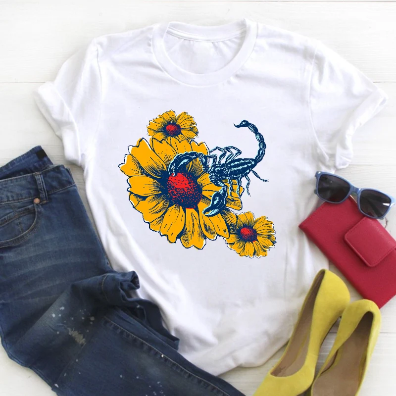 

Женская одежда с рисунком звездного неба, повседневная Летняя женская футболка с коротким рукавом и цветочным принтом, Женский Топ