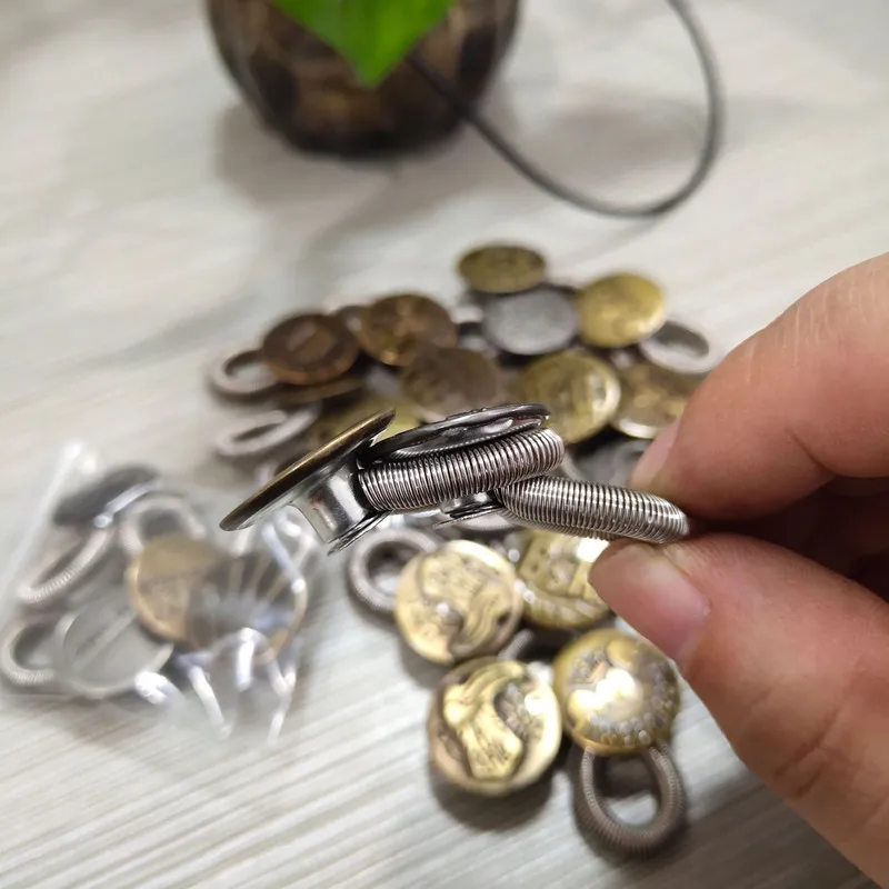 Эластичное платье-стрейч с воротником-рубашкой на пуговицах | Дом и сад