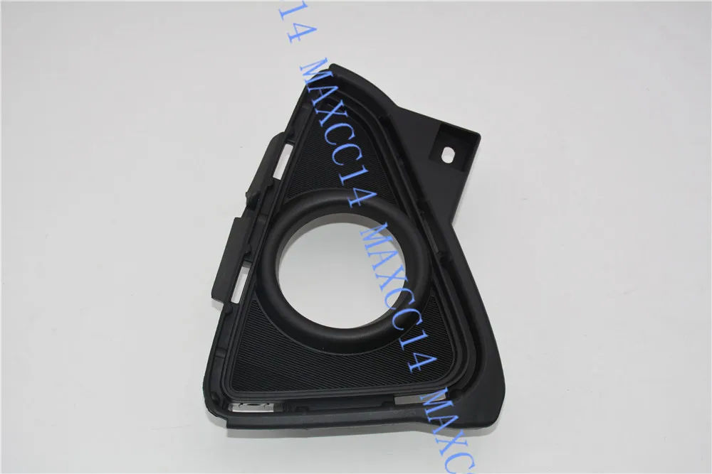 Противотумансветильник на передний бампер решетка радиатора для TOYOTA RAV4 2016