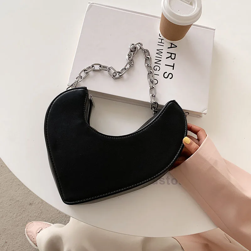 

Summer Chains Love Heart Shape Women Crossbody Bag Quality Guaranteed Soft PU Leather Bag Fashion Women Shoulder Bag