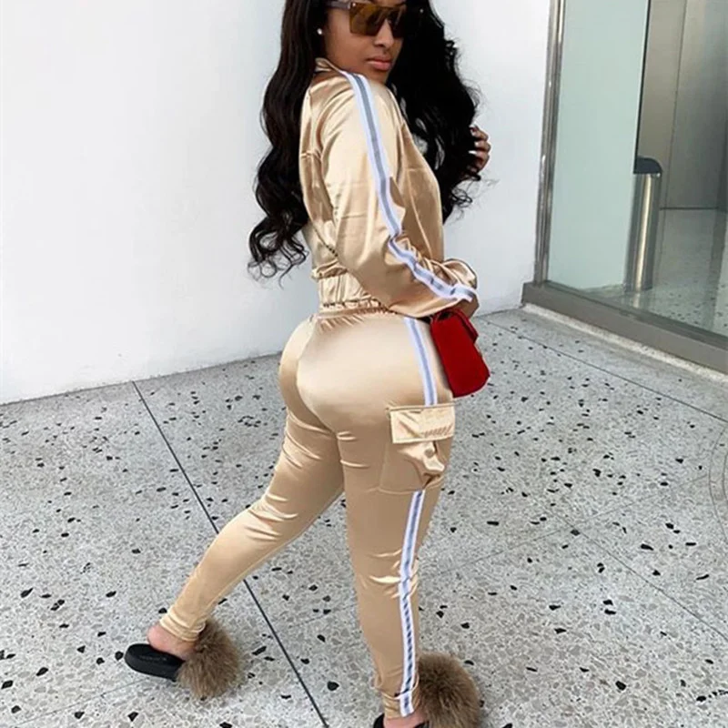 Женский спортивный костюм из двух предметов брюки с длинным рукавом и постепенно