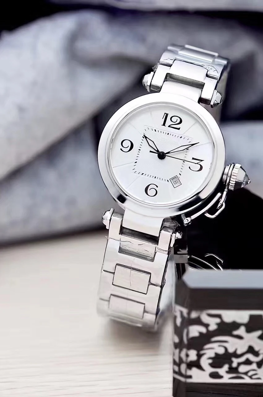 

Classic New Men Women Gold Silver White dial Watch Sapphire Stainless Steel Watches Fashion Sport AAA+