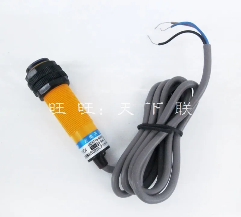

Hugong Diffuse Reflection Sensor E3f-ds10c4 Infrared Photoelectric Induction Switch DC Three Wire Normally Open 10cm