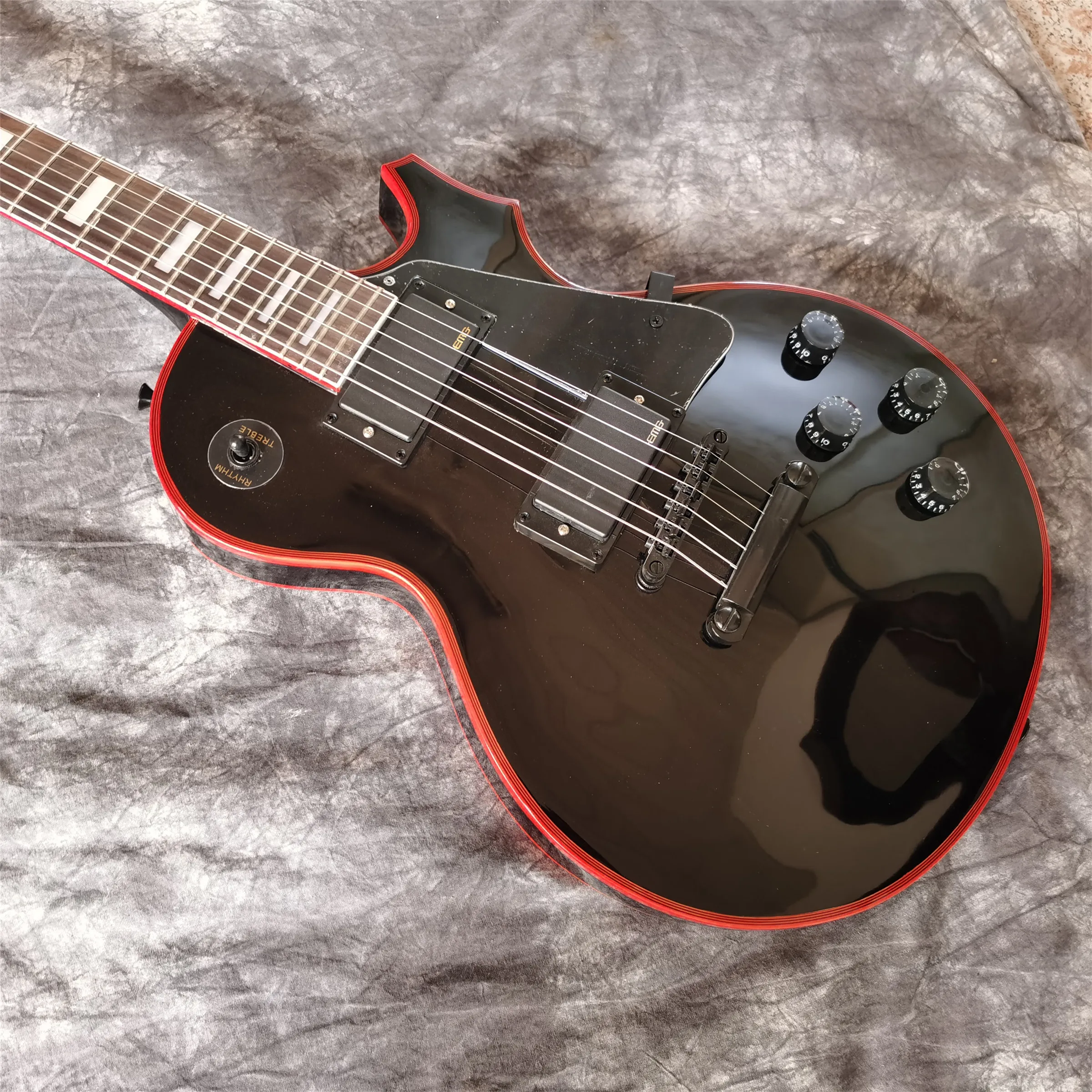 hot selling high quality Chinese factory 6 strings electric guitar with black and red logo binding can be changed any color | Спорт и